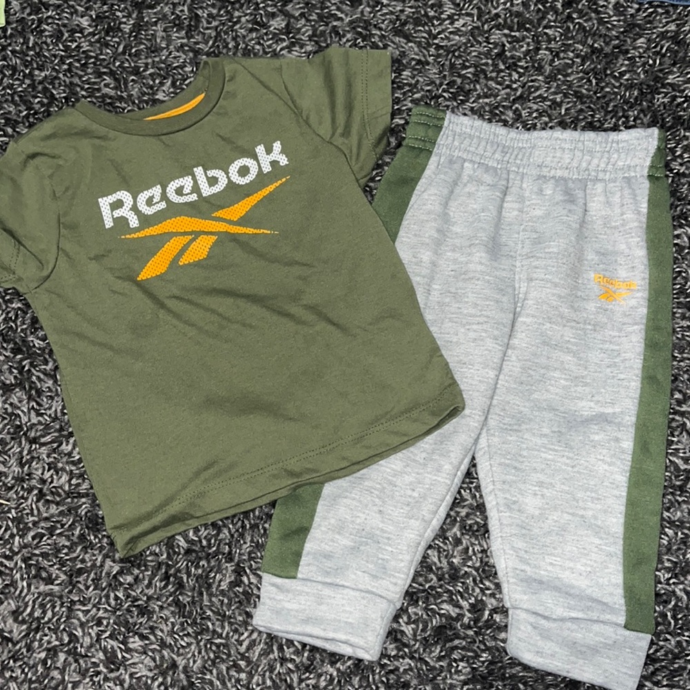 Reebok Boys tee and sweat pants